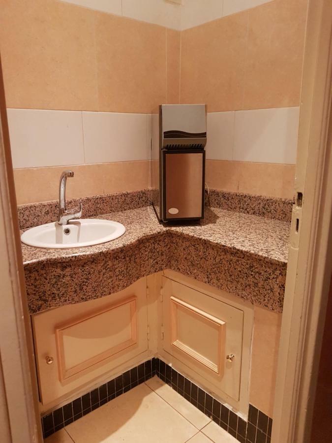 Ambassy Hotel Kenitra Bagian luar foto