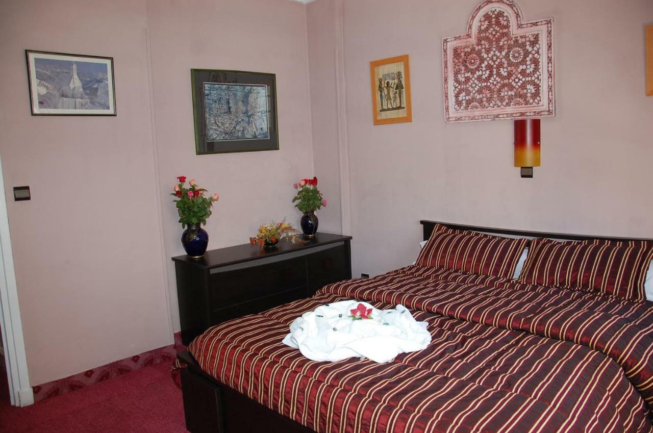 Ambassy Hotel Kenitra Bagian luar foto